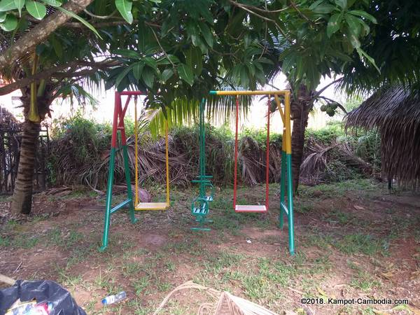 The Plantation in Kampot, Cambodia.  Music Nightly, Bar, Bungalows, Accommodation.