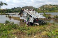 kampot-beach-fish-island-1