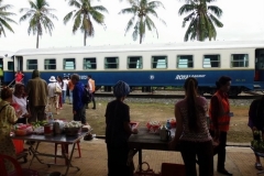 kampot-train-station14