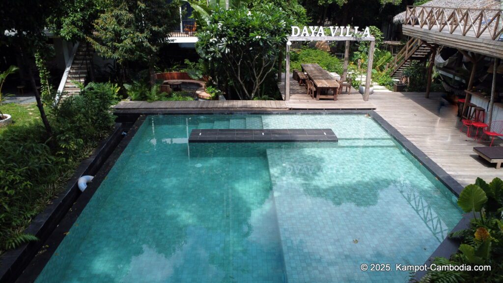 daya villa in kampot cambodia