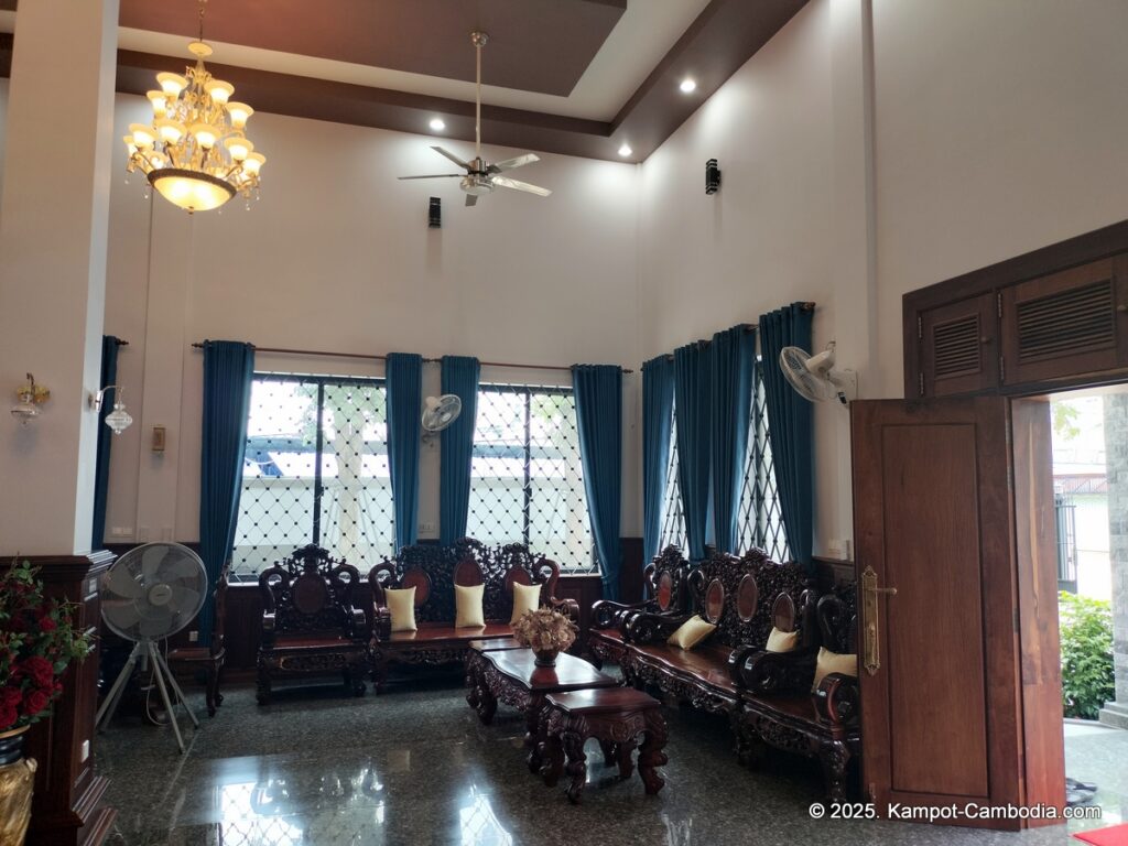 borey city guesthouse in kampot cambodia