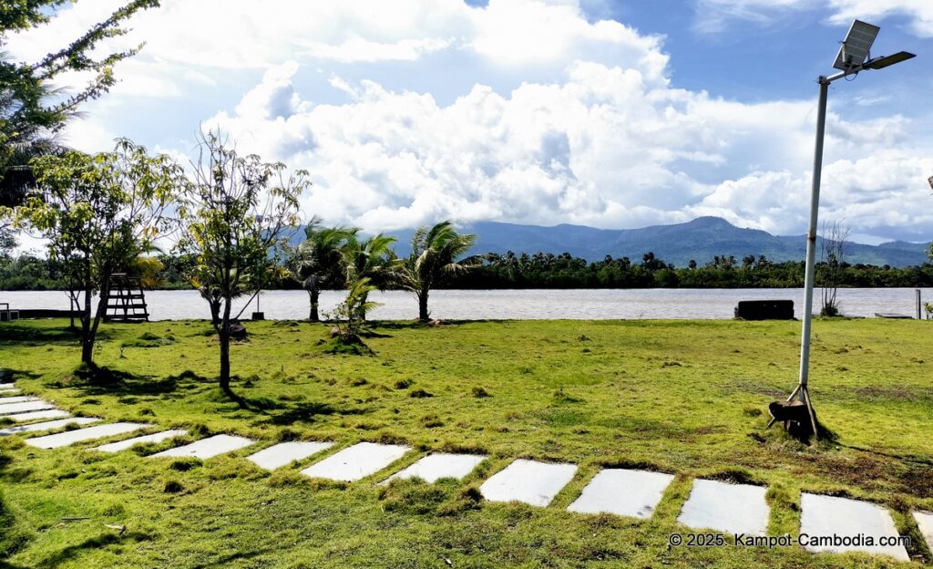 komsan resort on fish island in kampot, cambodia