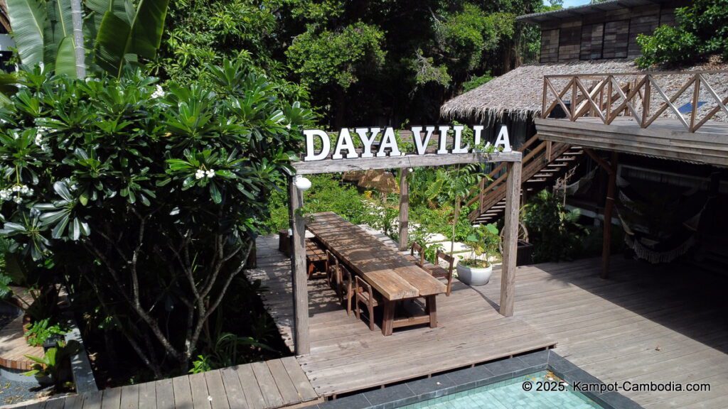 daya villa in kampot cambodia