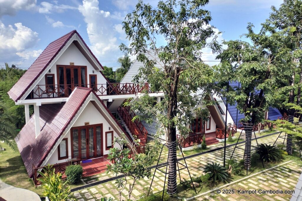 zodiac bungalows in kampot, cambodia