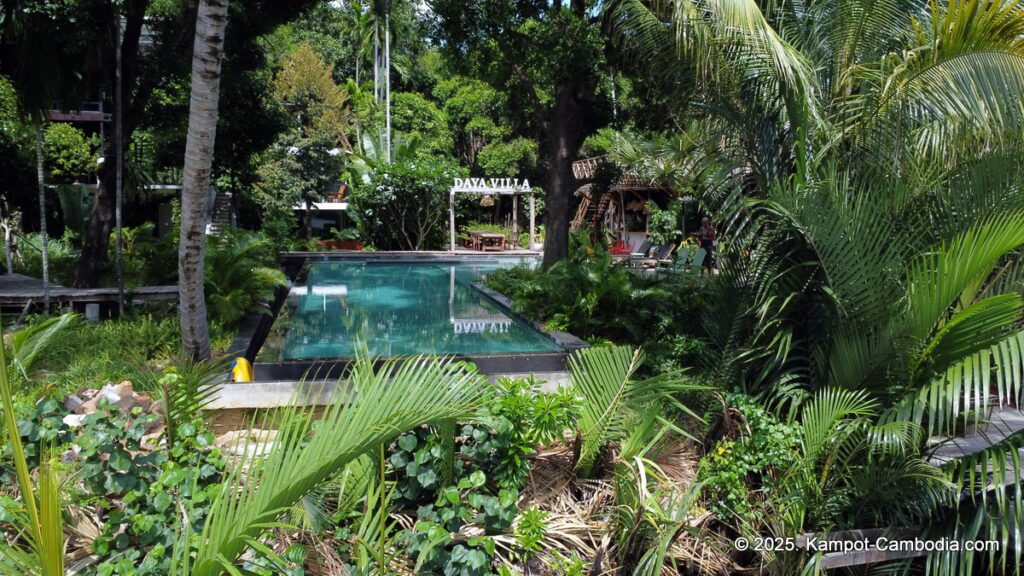 daya villa in kampot cambodia