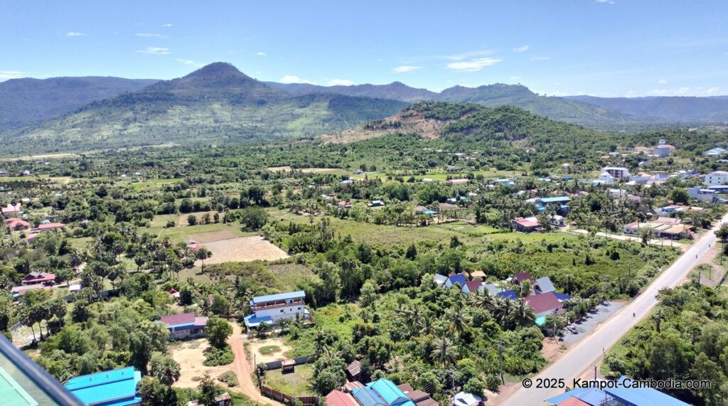 castle bayview hotel in kampot cambodia