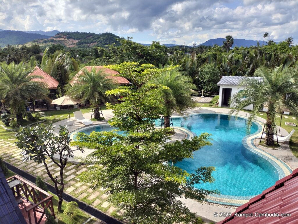 zodiac bungalows in kampot, cambodia