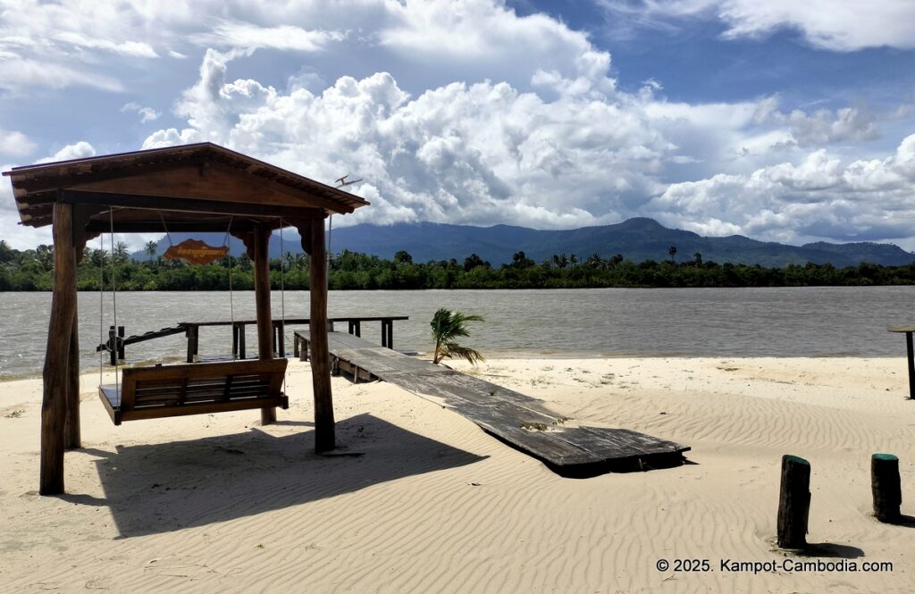 komsan resort on fish island in kampot, cambodia