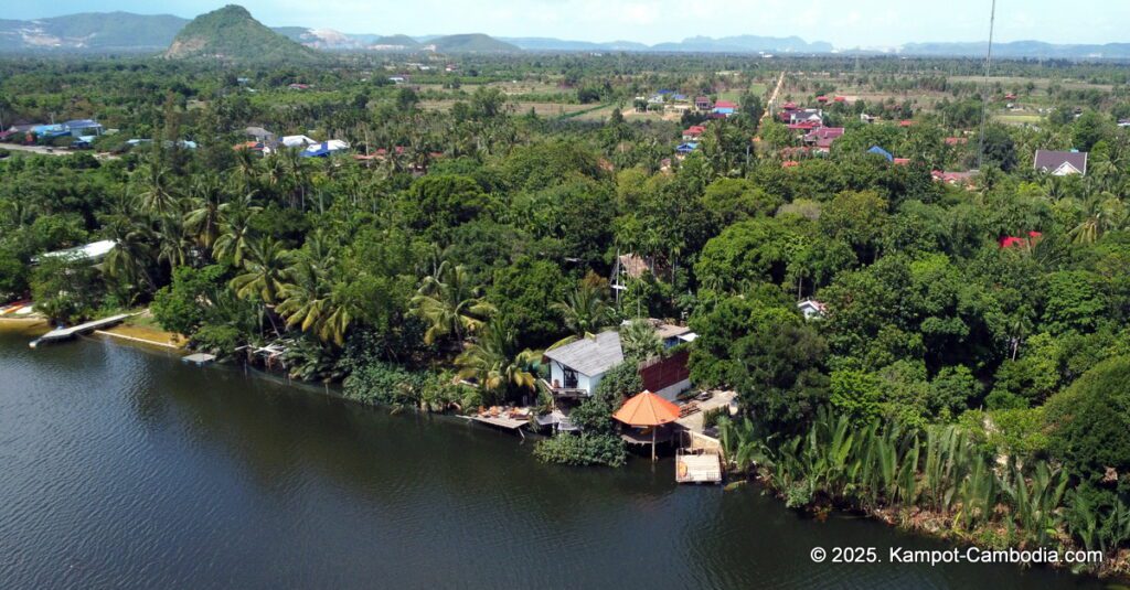 daya villa in kampot cambodia