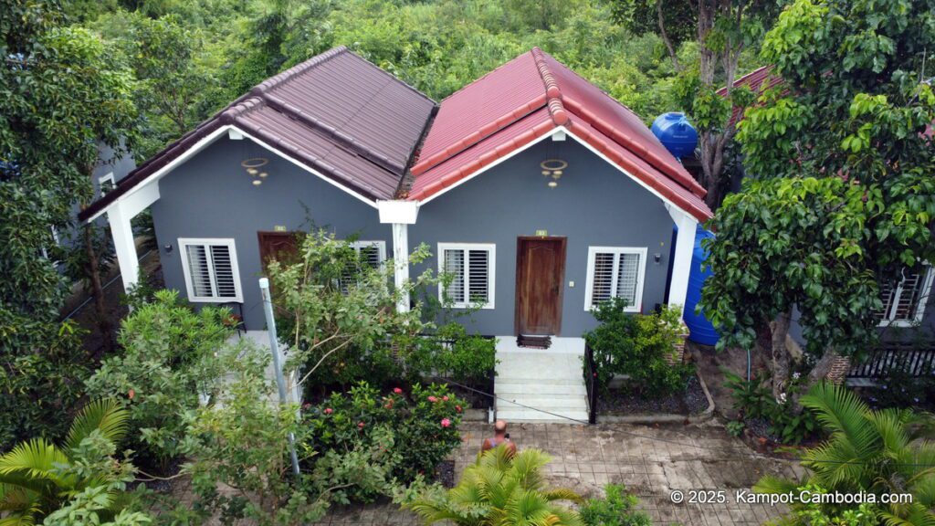 Tee Jay's Bed and breakfast in kampot cambodia