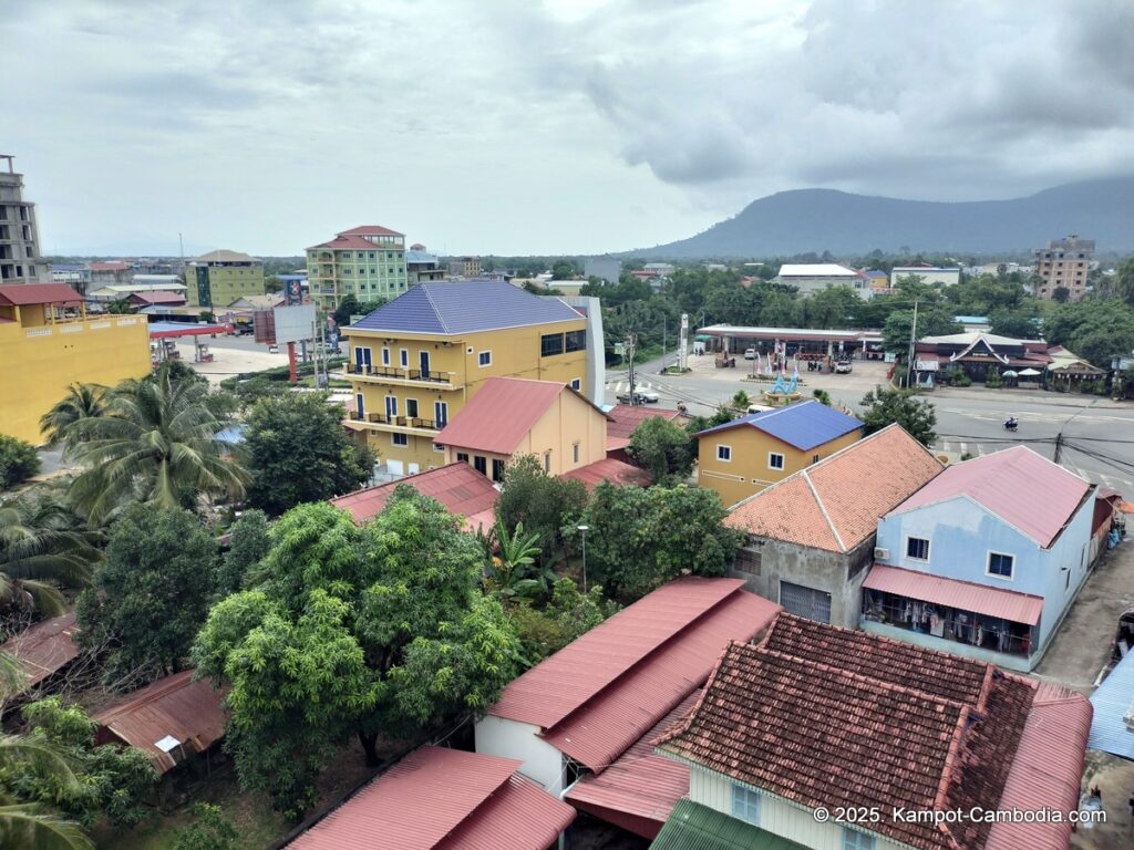 borey city guesthouse in kampot cambodia