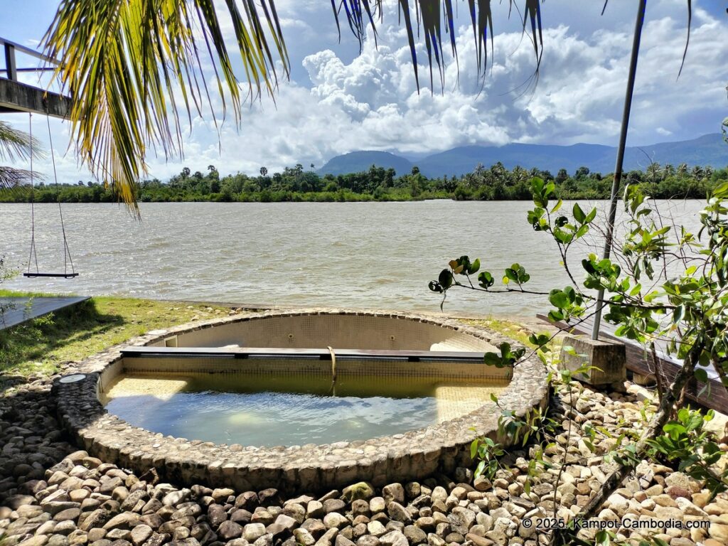 komsan resort on fish island in kampot, cambodia