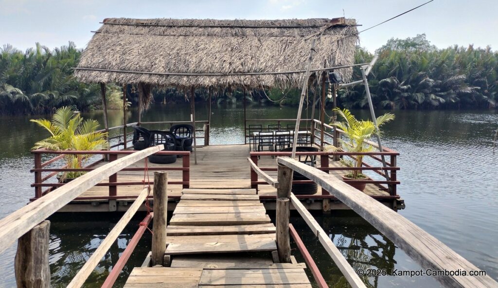 denkoh teukvil in kampot cambodia