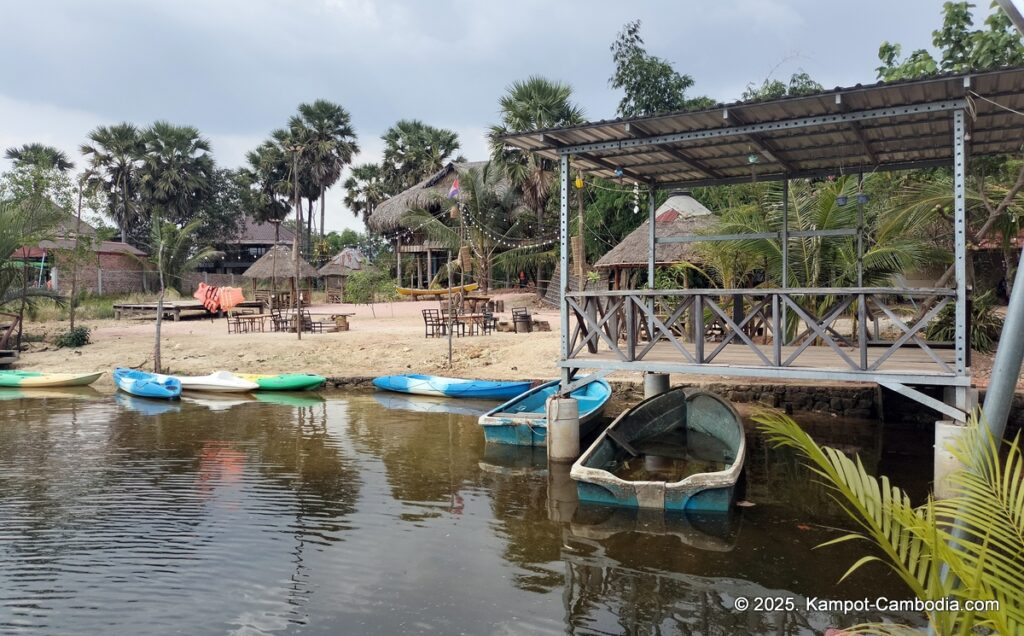 denkoh teukvil in kampot cambodia