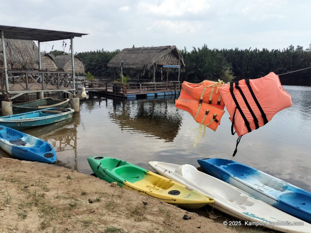 denkoh teukvil in kampot cambodia