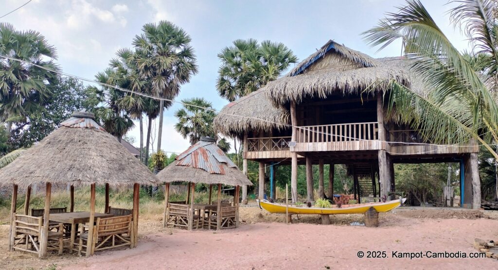 denkoh teukvil in kampot cambodia