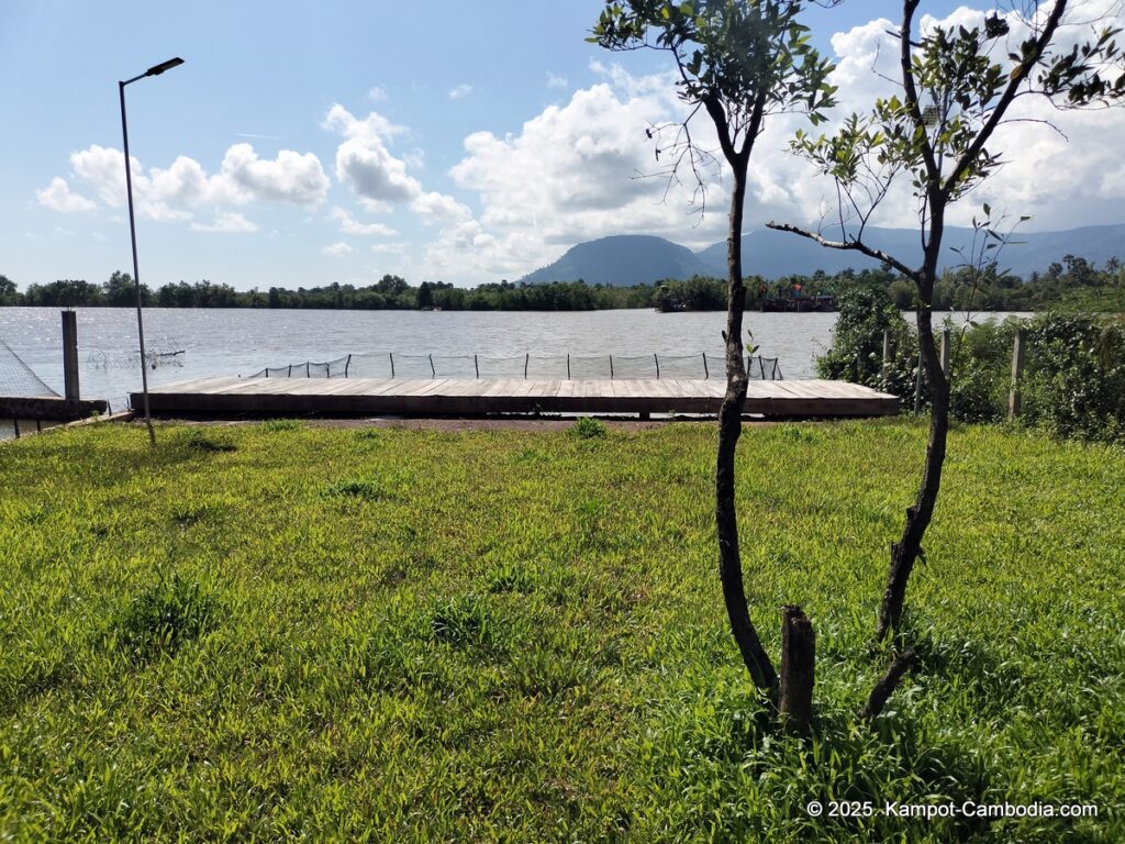 aland retreat fish island kampot cambodia