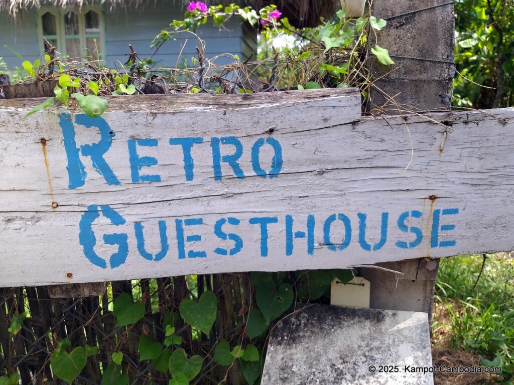 retro kampot guesthouse in cambodia