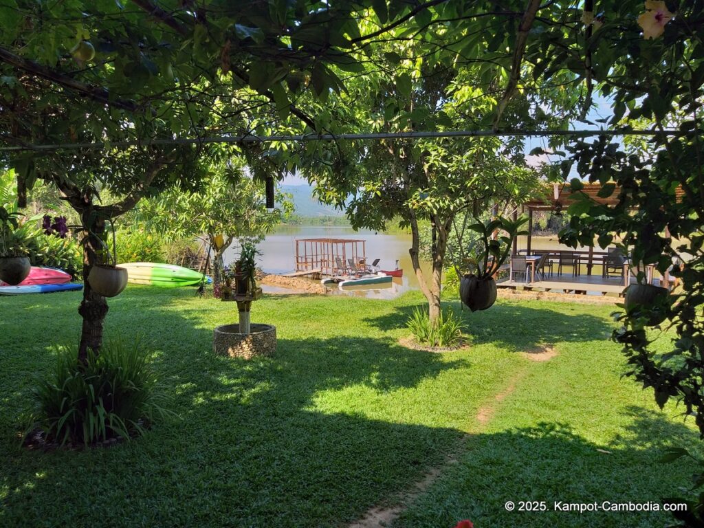 champa lodge in kampot cambodia