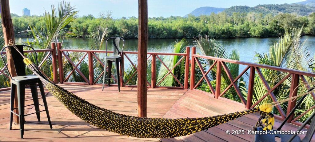 sloek chak bungalows in kampot cambodia