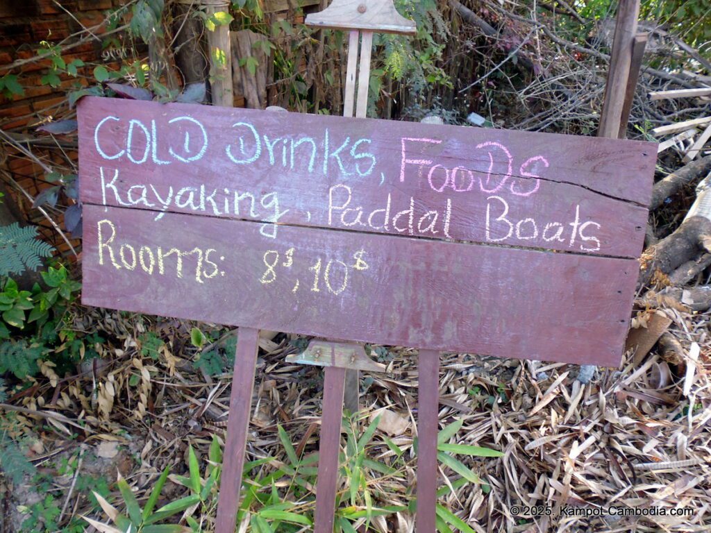 bopha Prey riverside guesthouse and kayaks in kampot cambodia