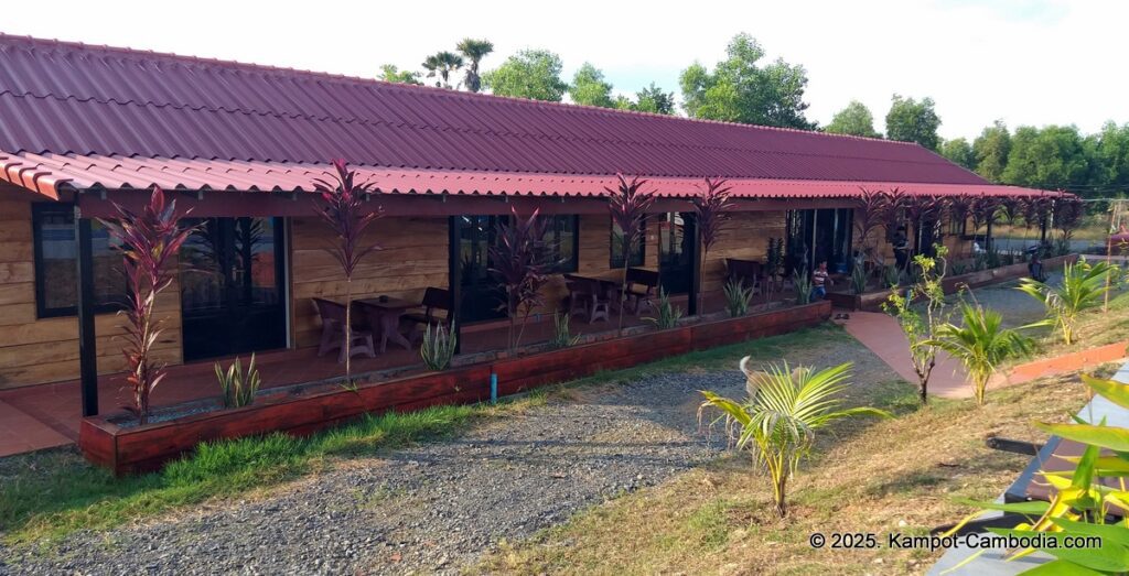 villa vedici in kampot cambodia