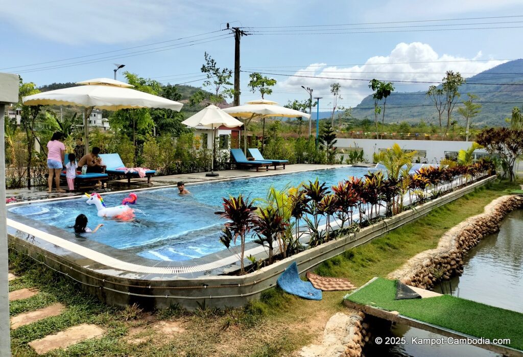 samot khsach resort II in kampot cambodia