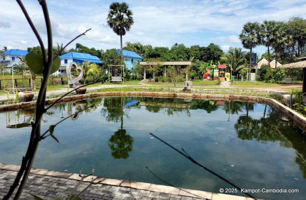 ganesha kampot resort in cambodia