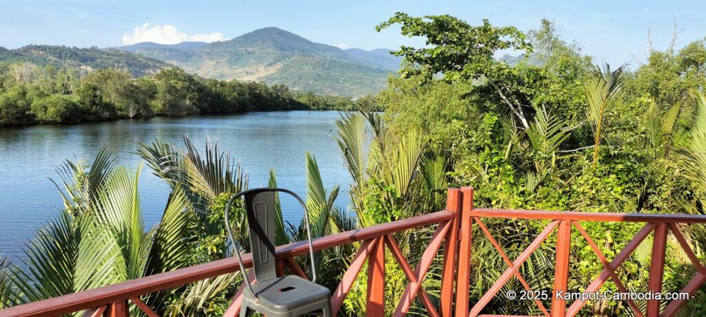 sloek chak bungalows in kampot cambodia