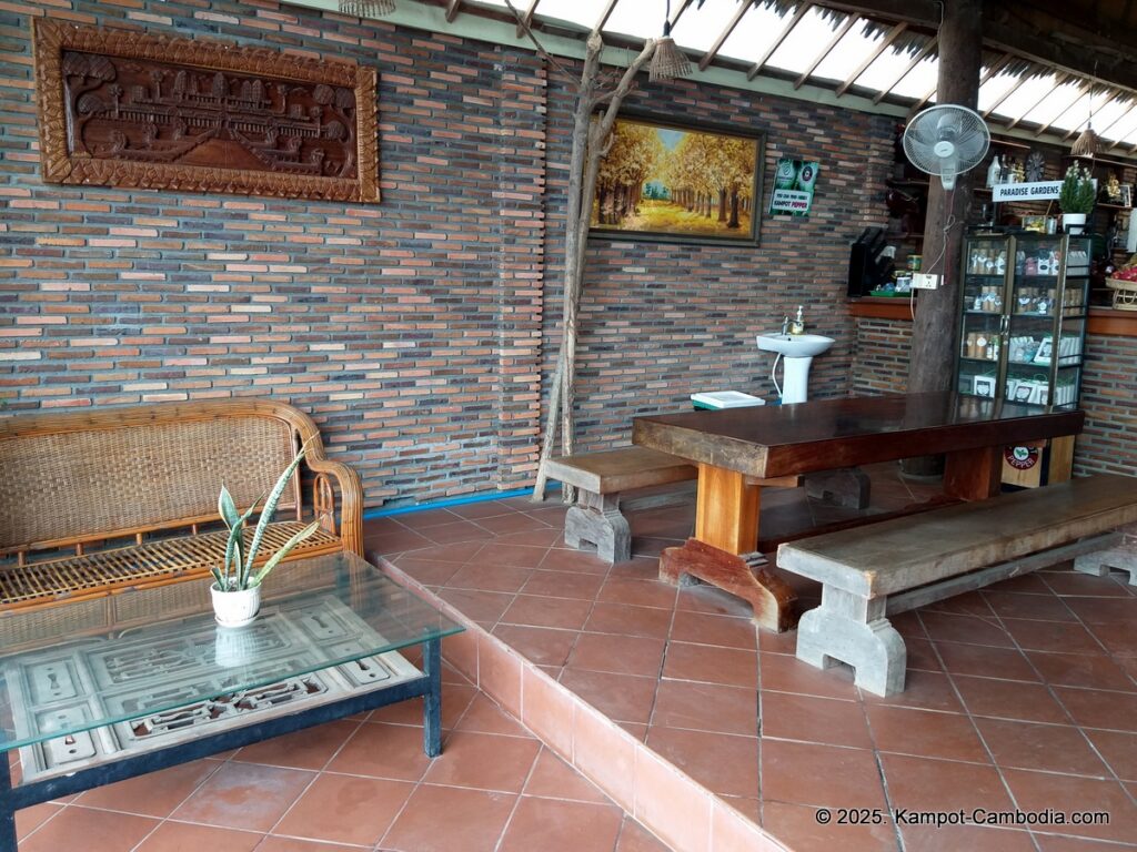 bamboo bungalows in kampot cambodia