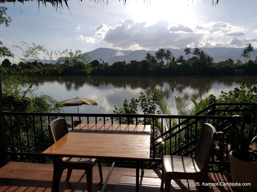 green mango bungalow in kampot cambodia