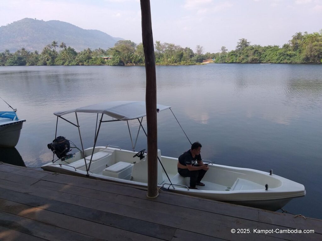 peam snea resort in kampot cambodia