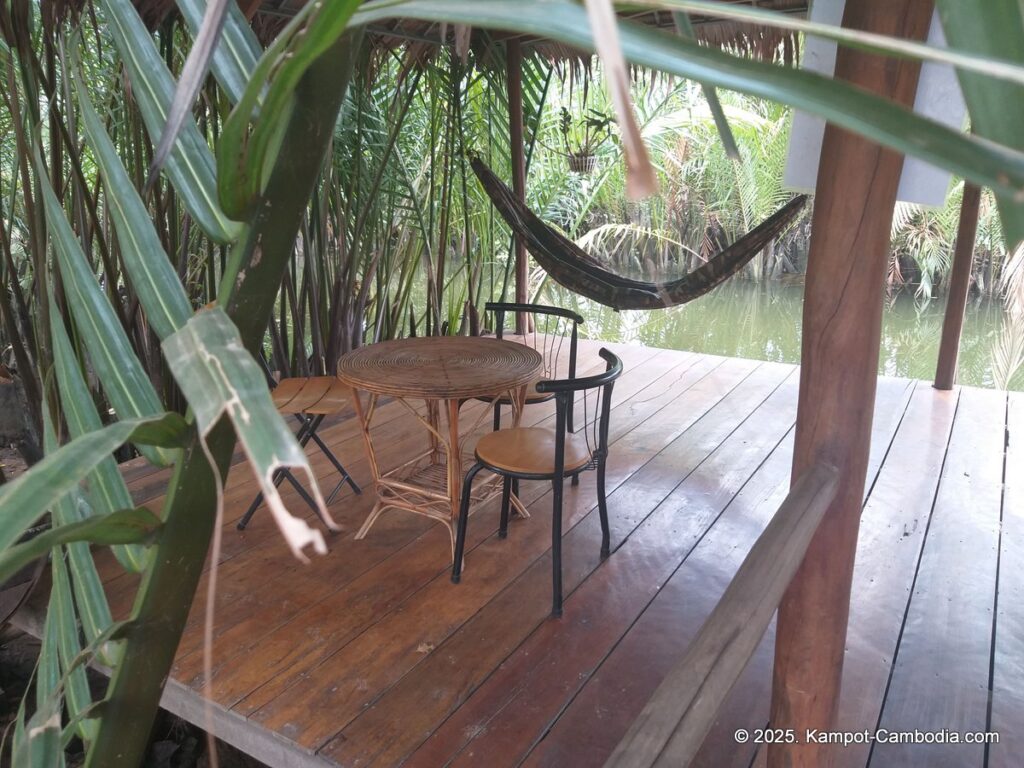 nary garden bungalow in kampot cambodia