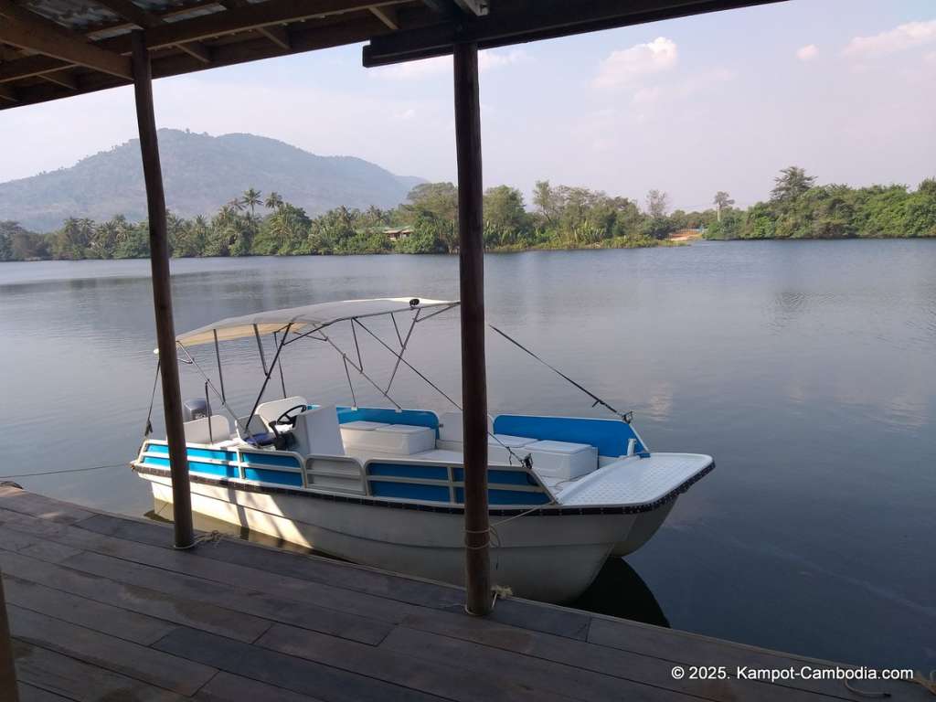 peam snea resort in kampot cambodia
