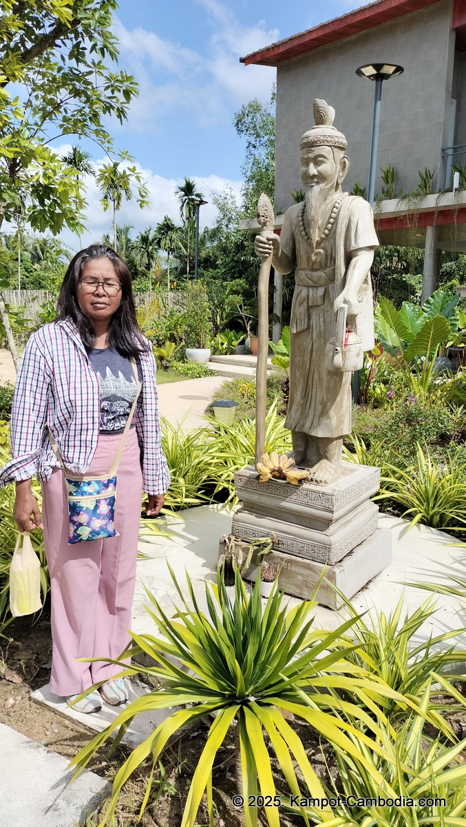 kampot tropical village in cambodia