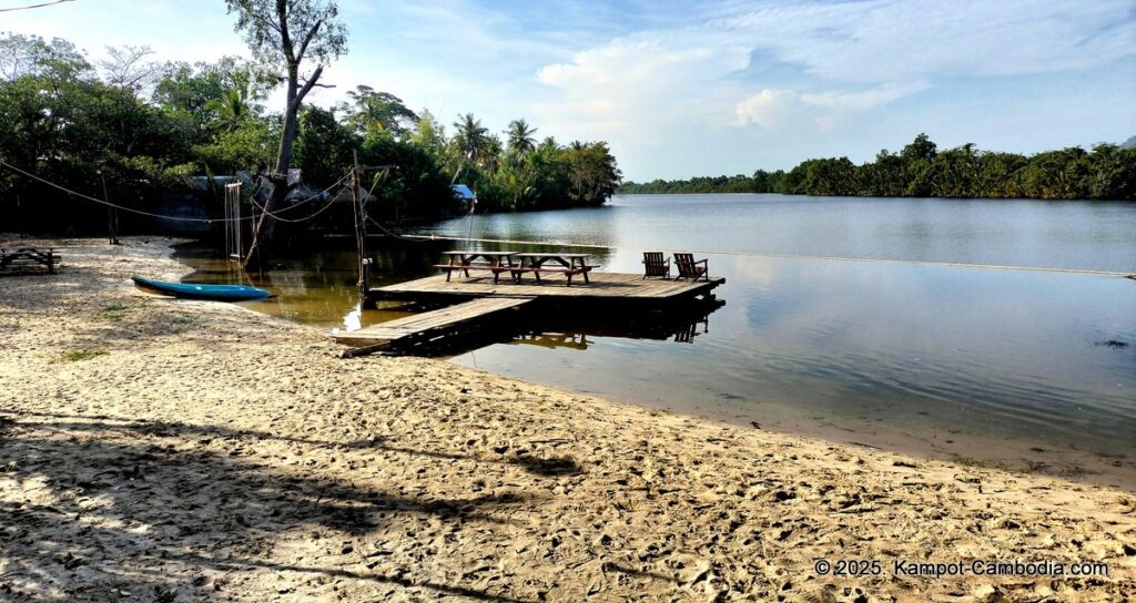 sloek chak bungalows in kampot cambodia