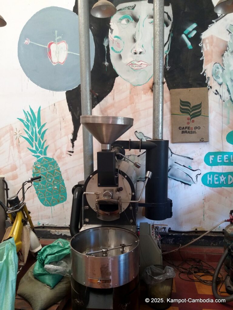 cafe espresso and rumble fish in kampot cambodia