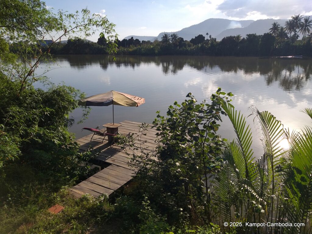 green mango bungalow in kampot cambodia