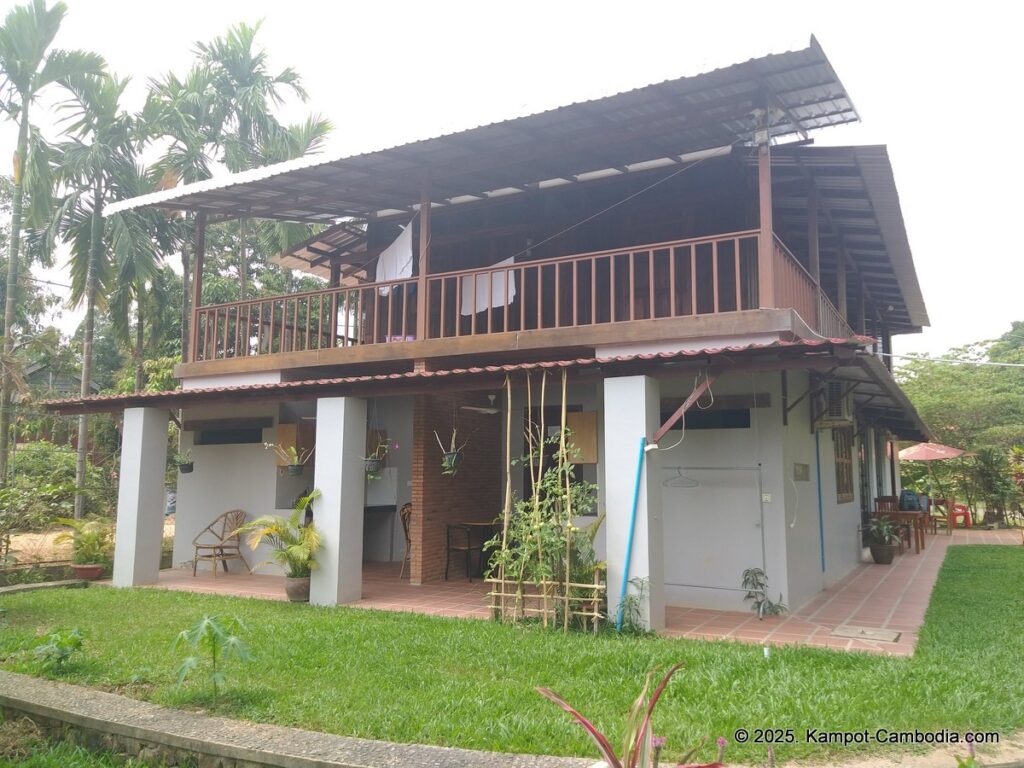 nary garden bungalow in kampot cambodia