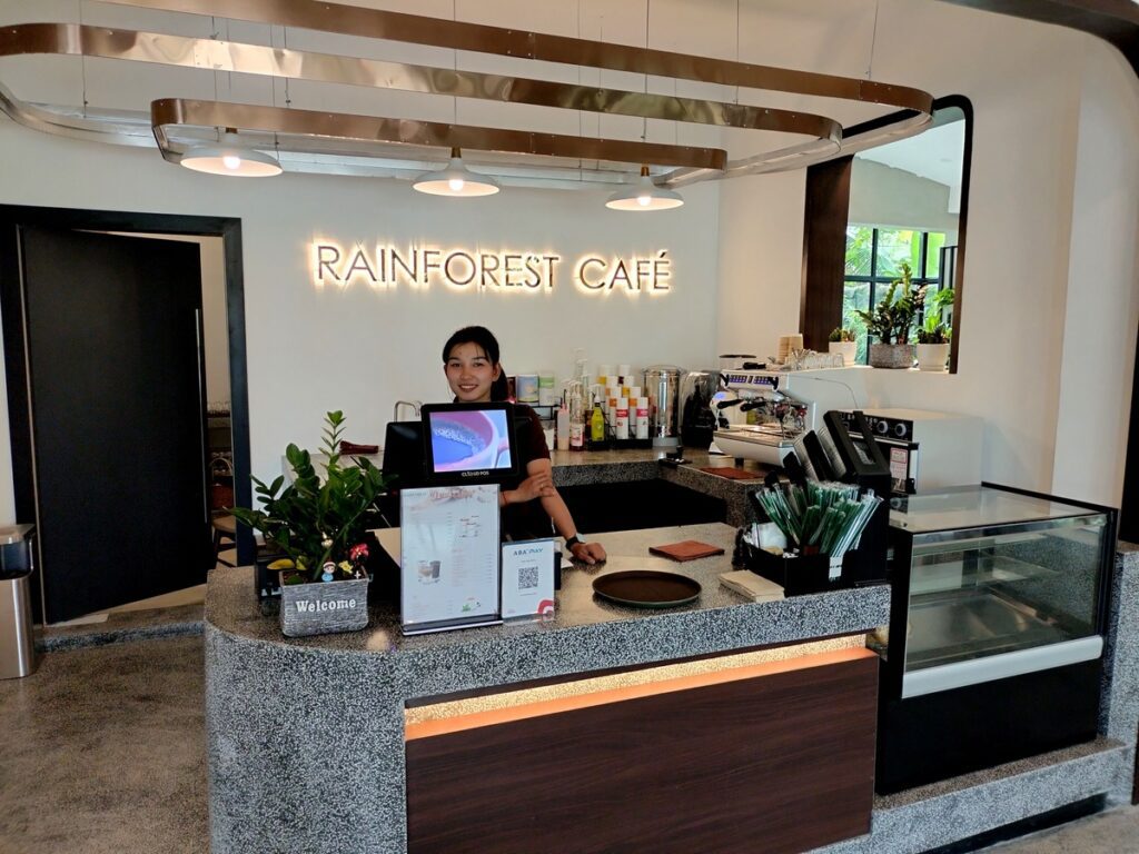 rainforest hotel in kampot cambodia