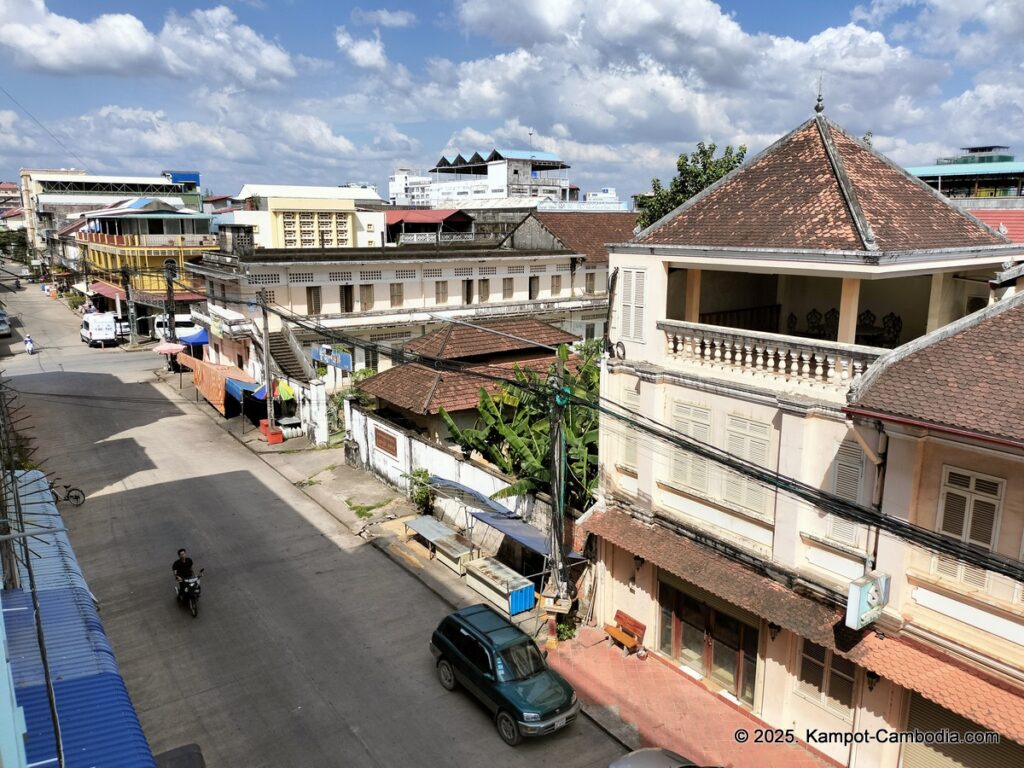 soursdei boutique in kampot cambodia