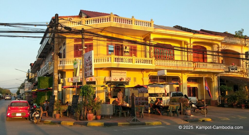 kampot pie and ice cream in kampot cambodia