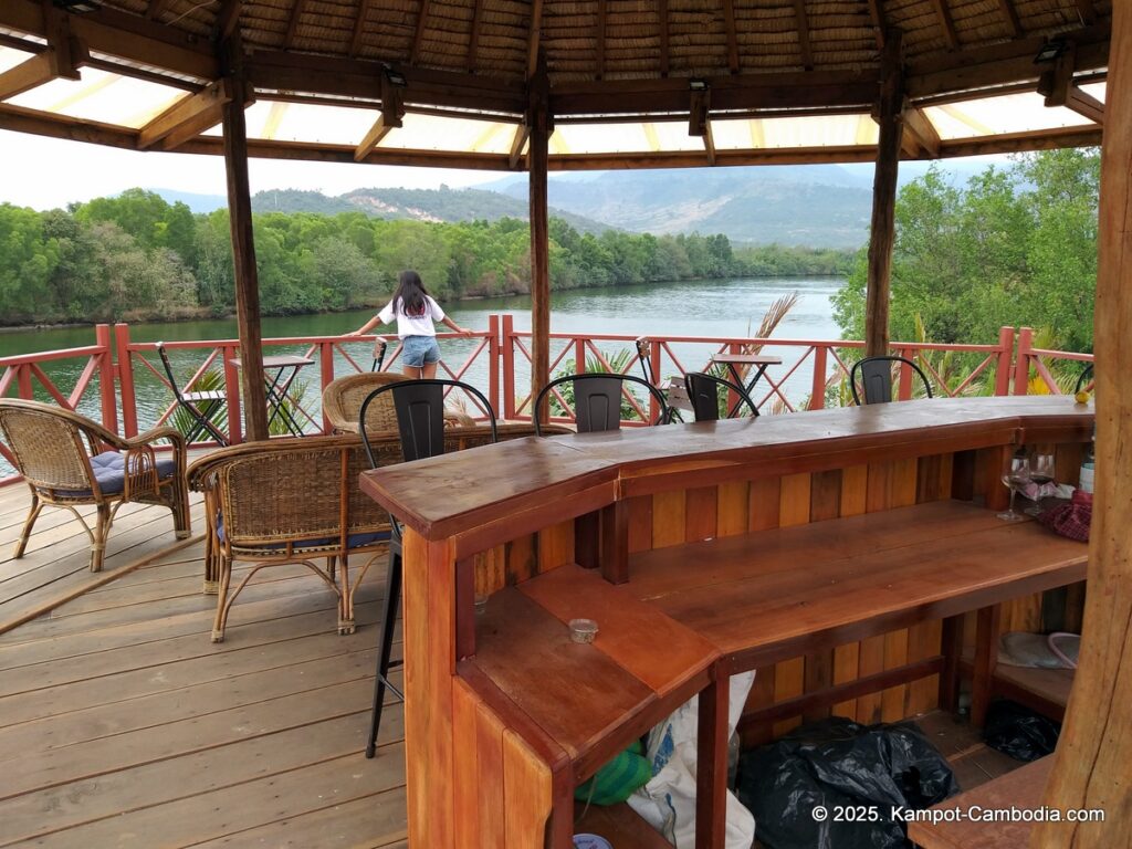 sloek chak bungalows in kampot cambodia