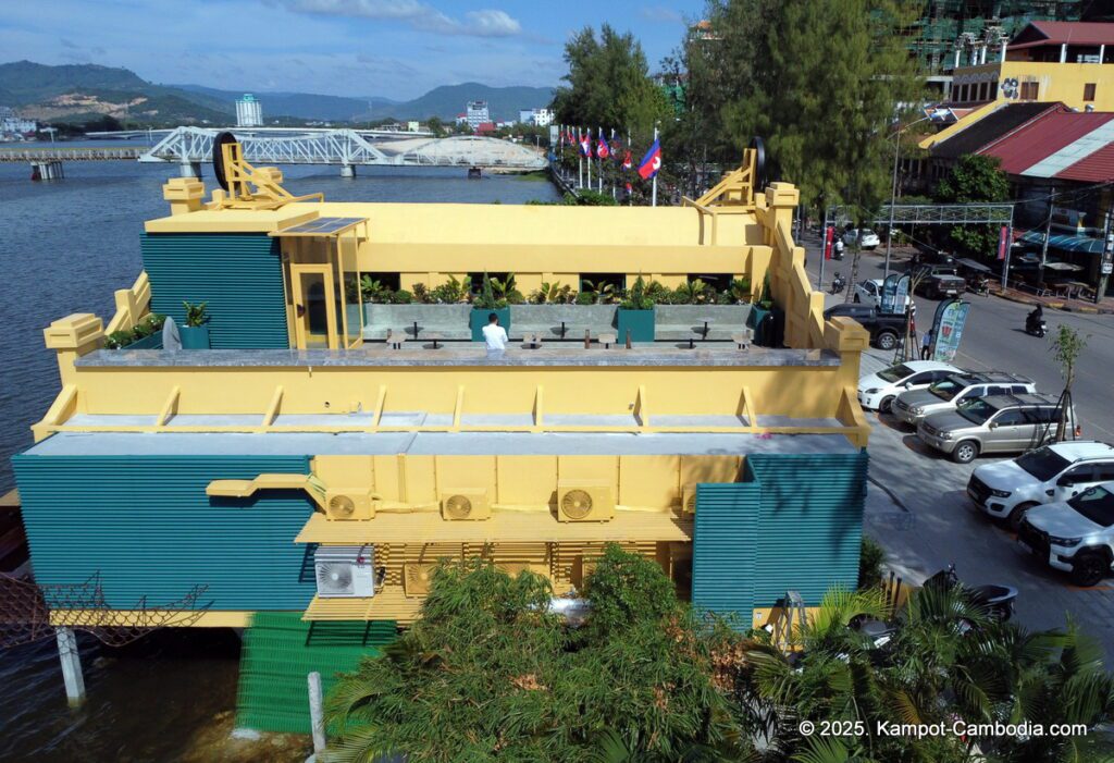 starbucks in kampot cambodia