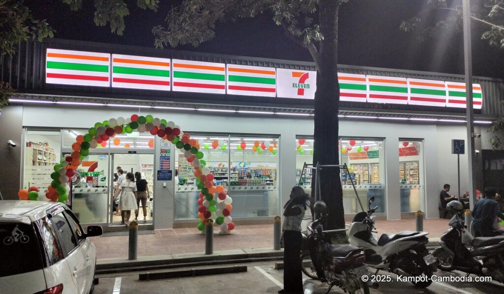 7-eleven in kampot cambodia