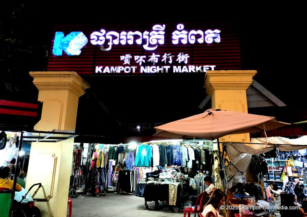 kampot night market in cambodia