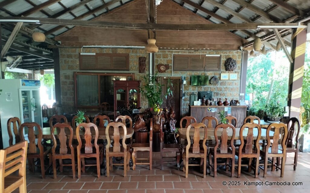 Kampheak Roath Treuy Koh Bungalows in kampot cambodia fish island