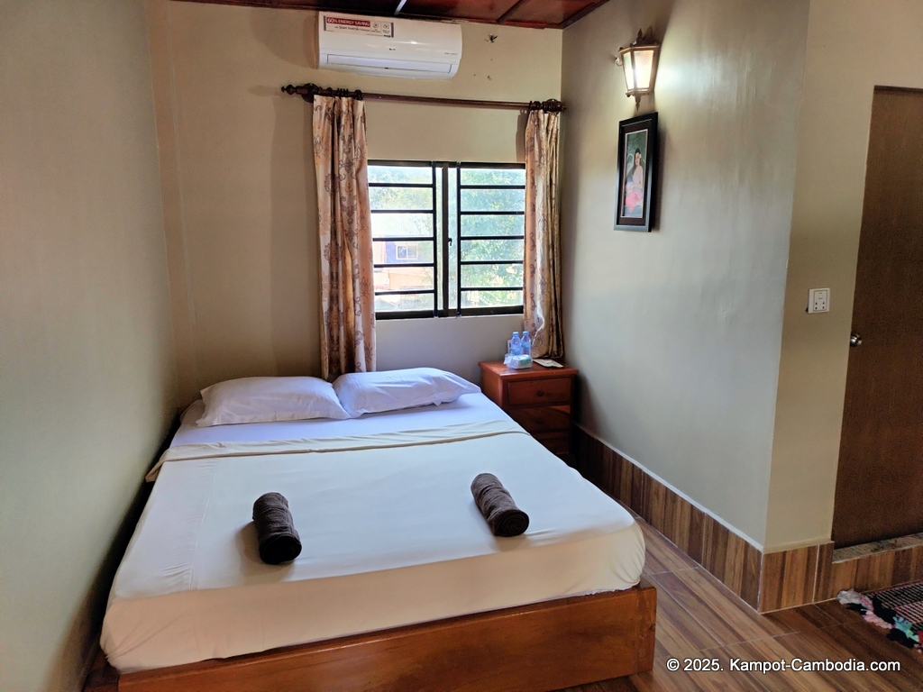 blue moon guesthouse restaurant in kampot cambodia