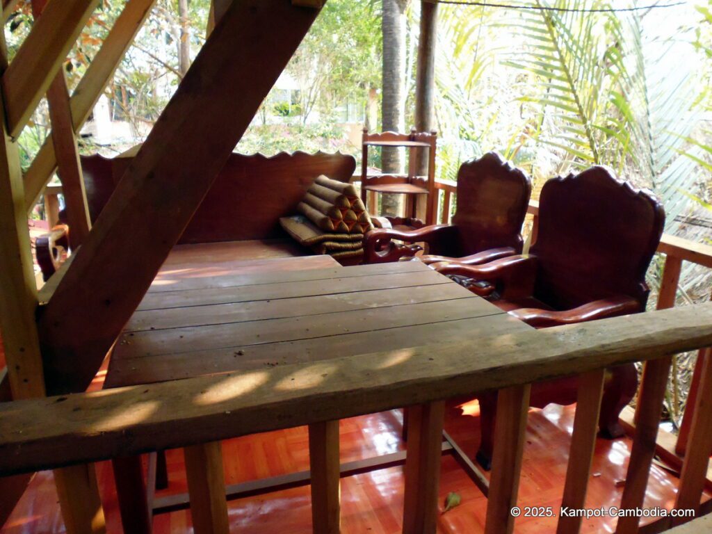 bopha Prey riverside guesthouse and kayaks in kampot cambodia