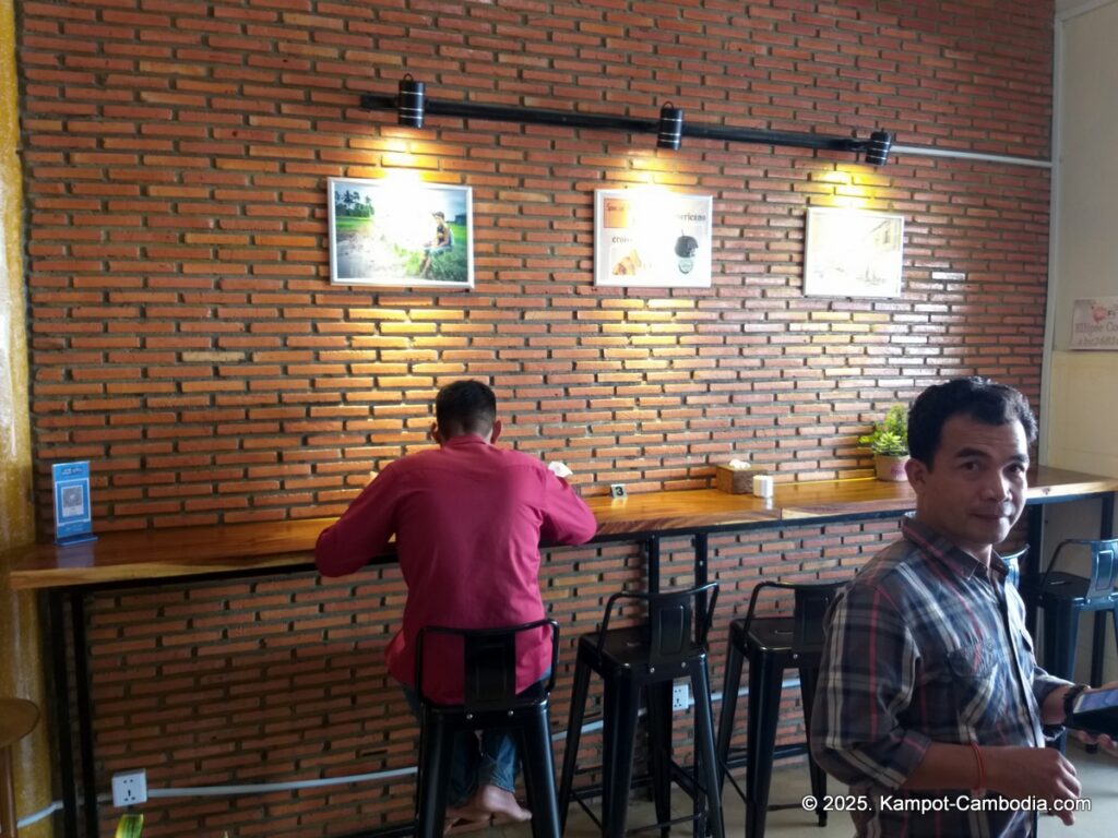 ellipse coffee in kampot cambodia